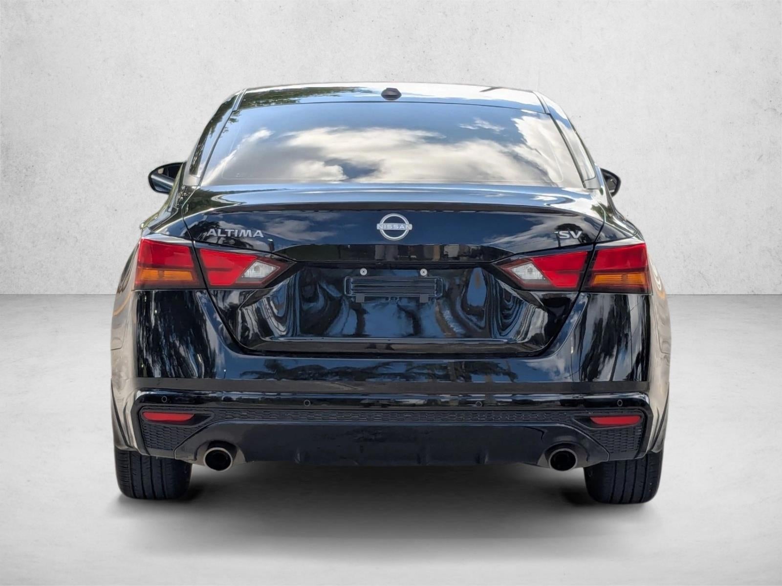 2024 Nissan Altima 2.5 SV Sedan