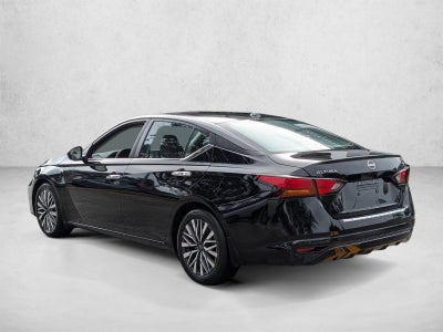 2023 Nissan Altima 2.5 SV Sedan