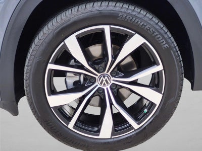 2025 Volkswagen Atlas Cross Sport 2.0T SEL Premium R-Line 4MOTION