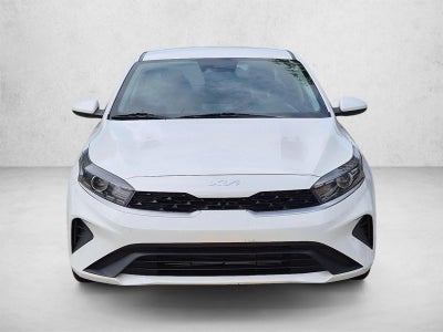 2023 Kia Forte LXS IVT