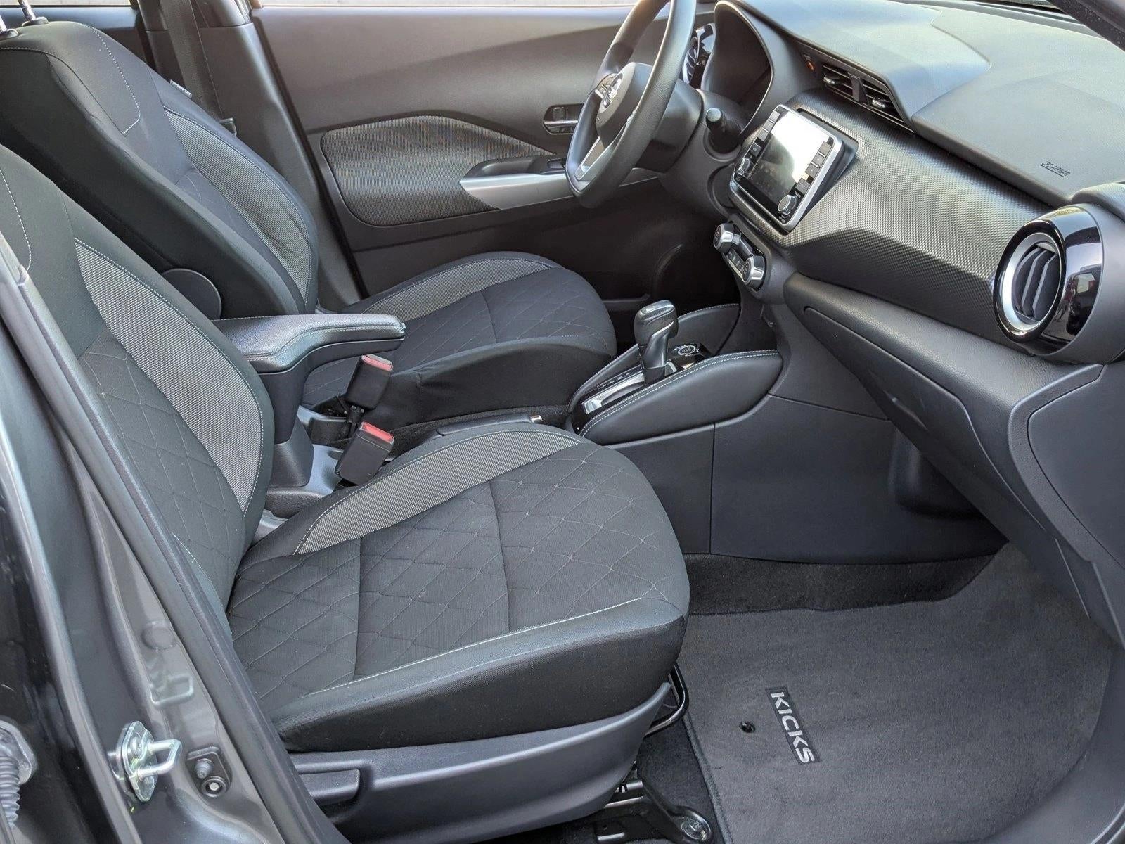 2020 Nissan Kicks SV FWD