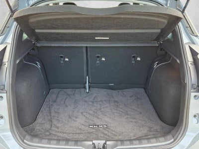 2023 Nissan Kicks SR FWD
