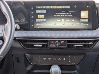 2025 Nissan Kicks SR FWD