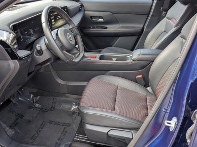 2025 Nissan Kicks SR FWD