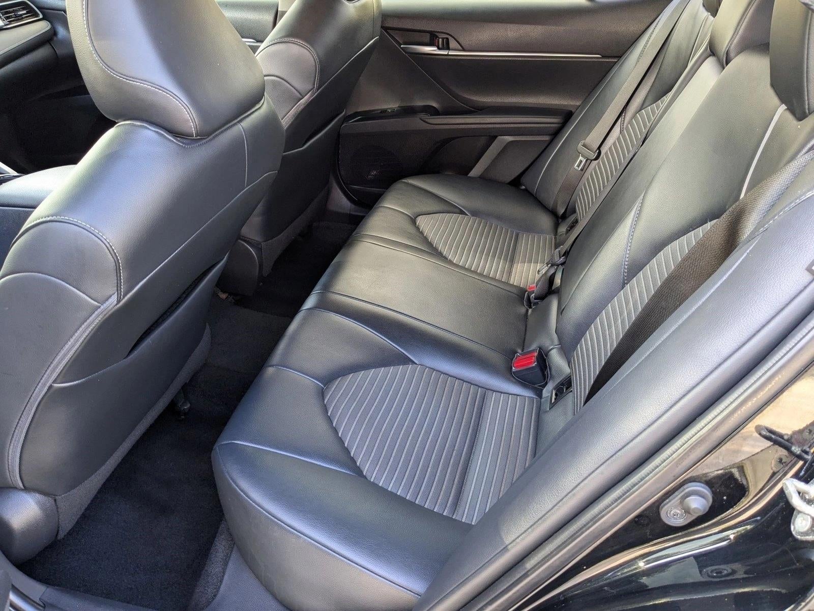 2020 Toyota Camry SE Auto (Natl)