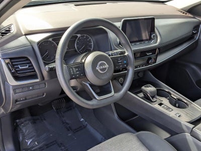 2022 Nissan Rogue FWD SV