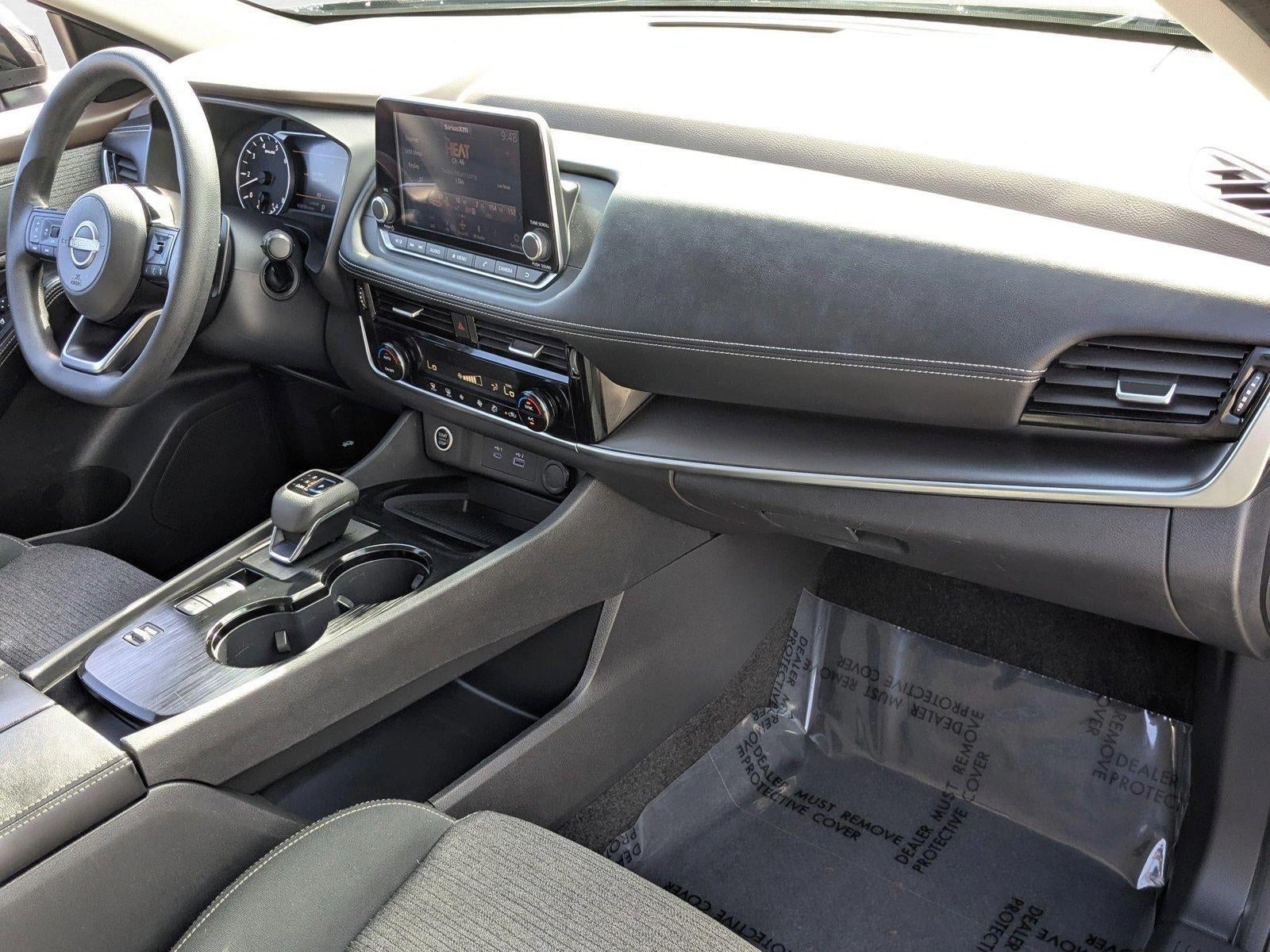 2022 Nissan Rogue FWD SV