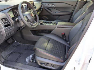 2025 Nissan Rogue AWD Rock Creek