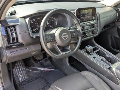 2024 Nissan Pathfinder S 2WD