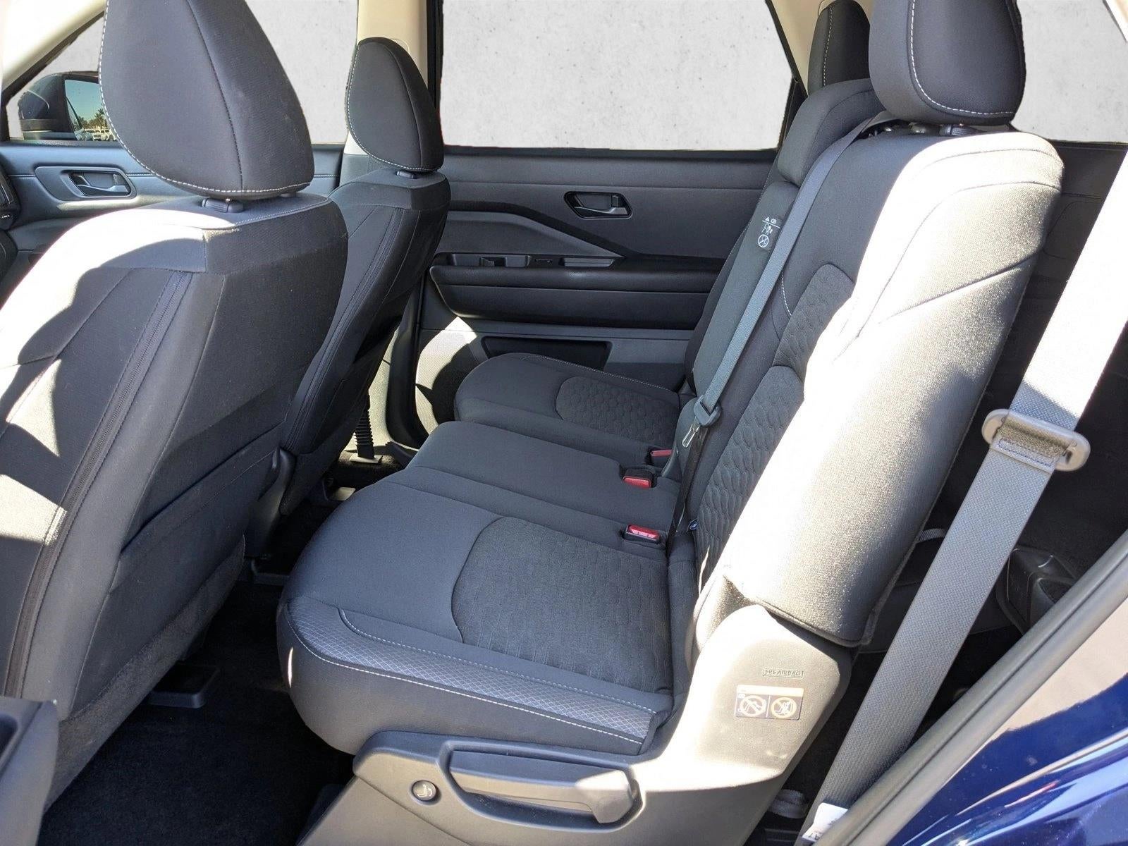 2024 Nissan Pathfinder SV 2WD