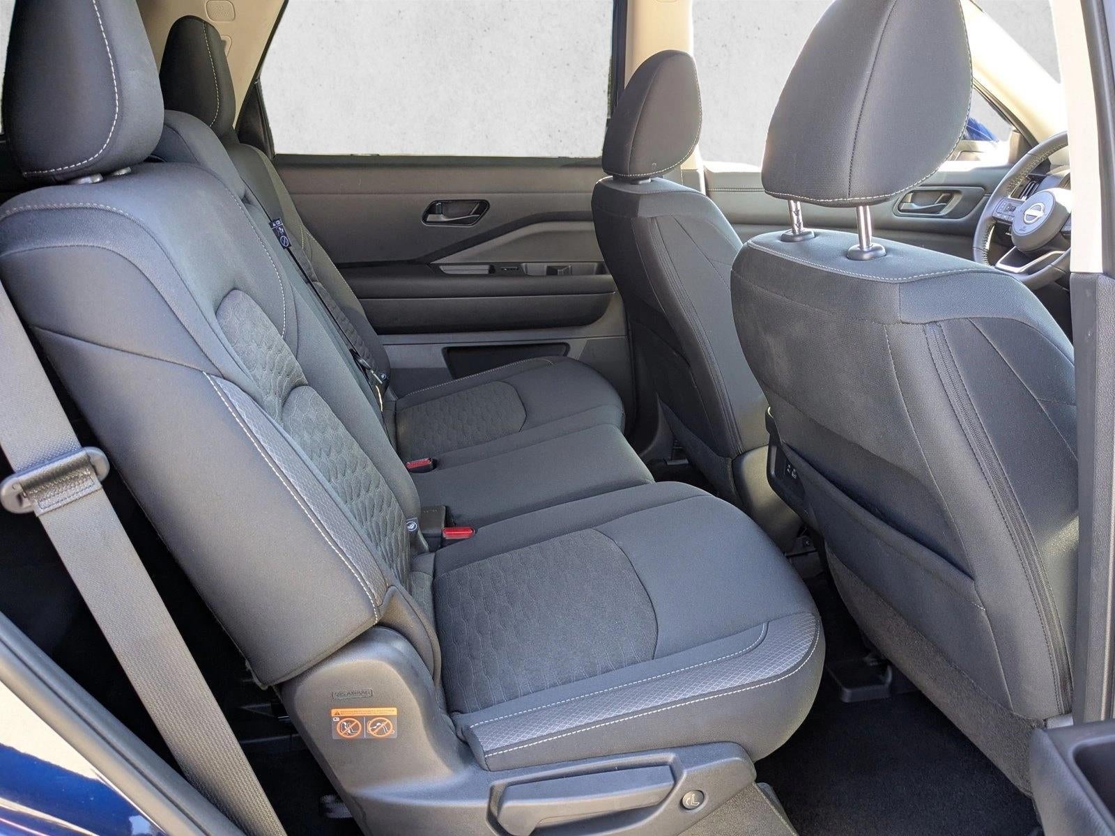 2024 Nissan Pathfinder SV 2WD