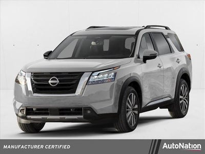 2022 Nissan Pathfinder SL 2WD