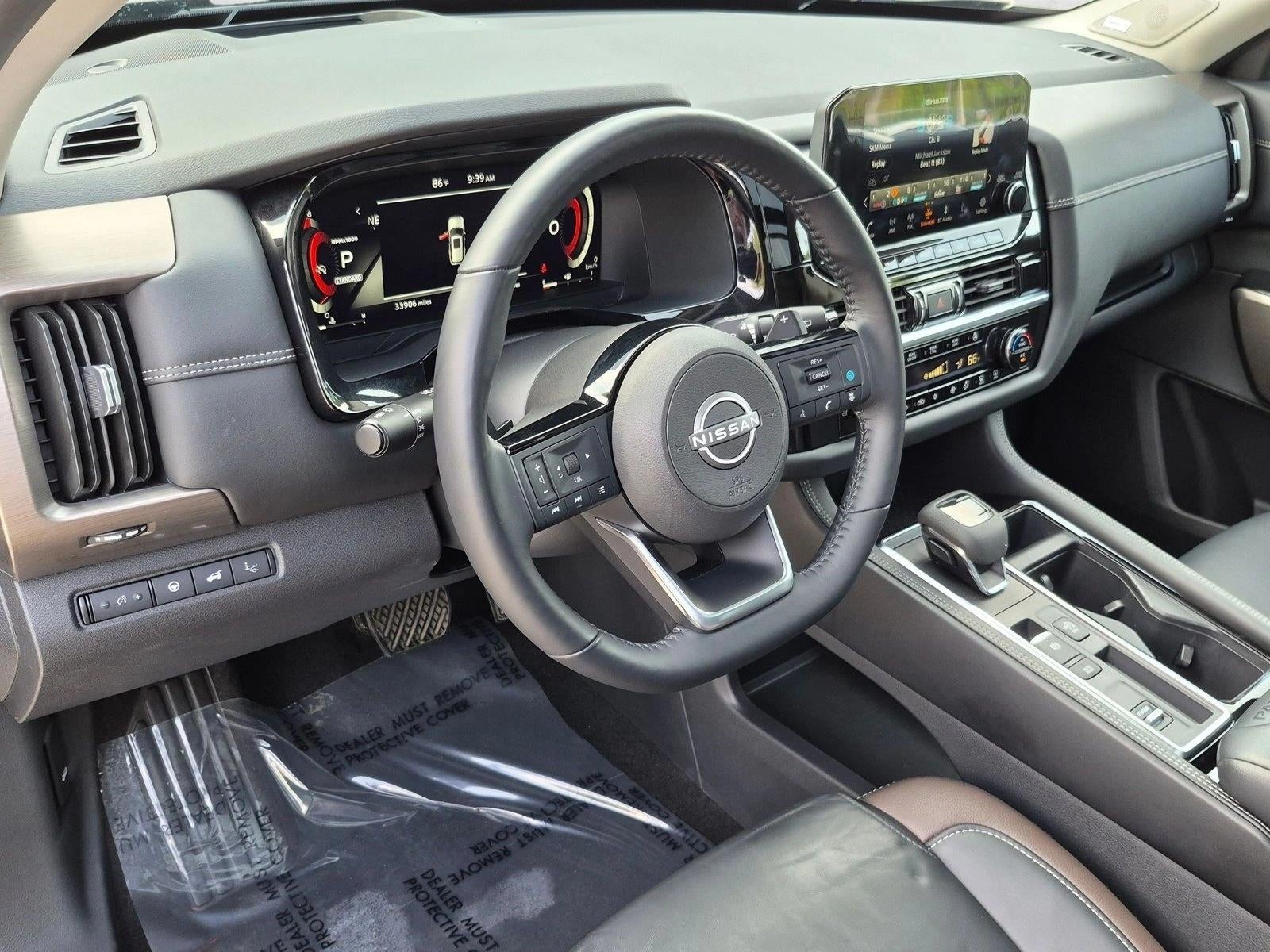 2023 Nissan Pathfinder Platinum 2WD