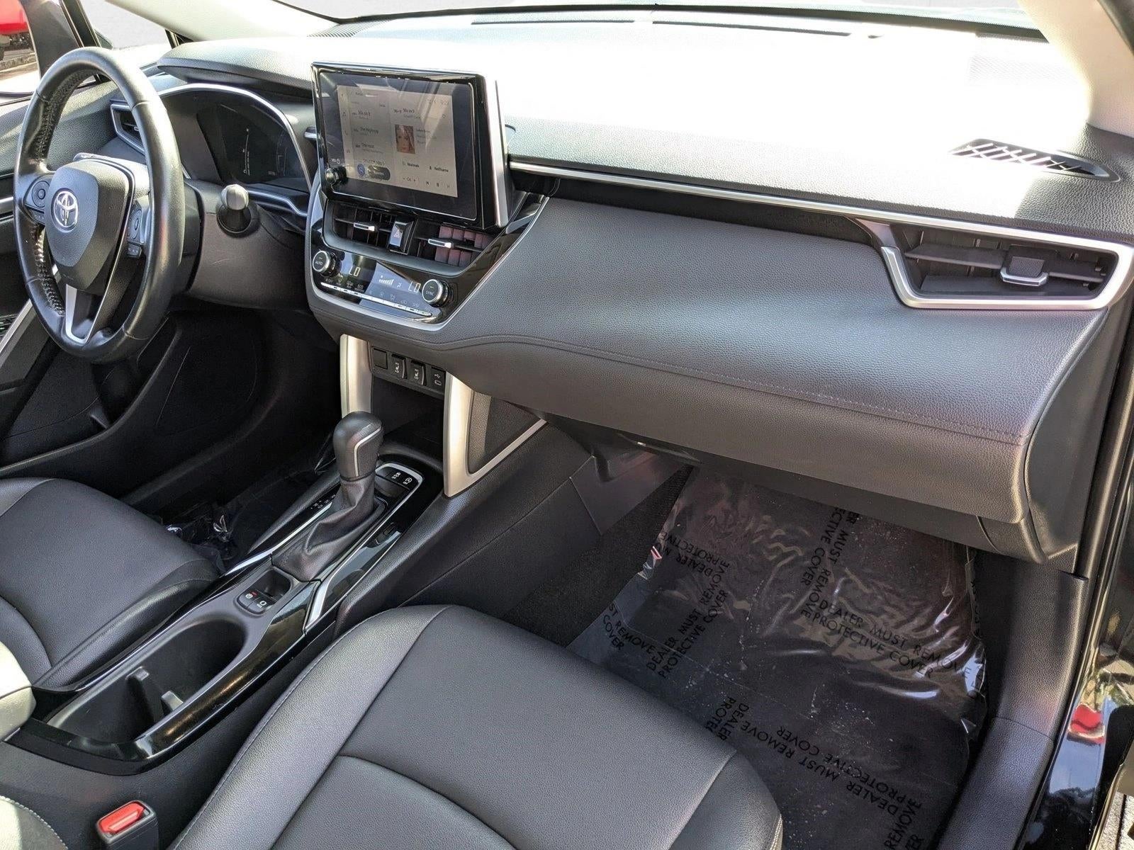 2023 Toyota Corolla Cross XLE 2WD (Natl)