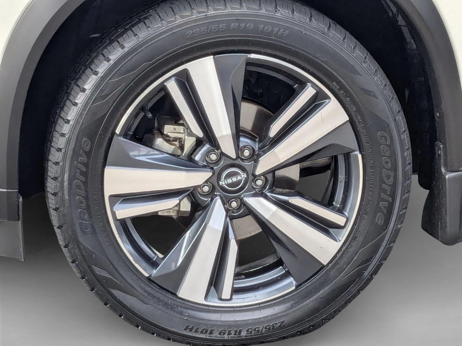 2023 Nissan Rogue AWD Platinum