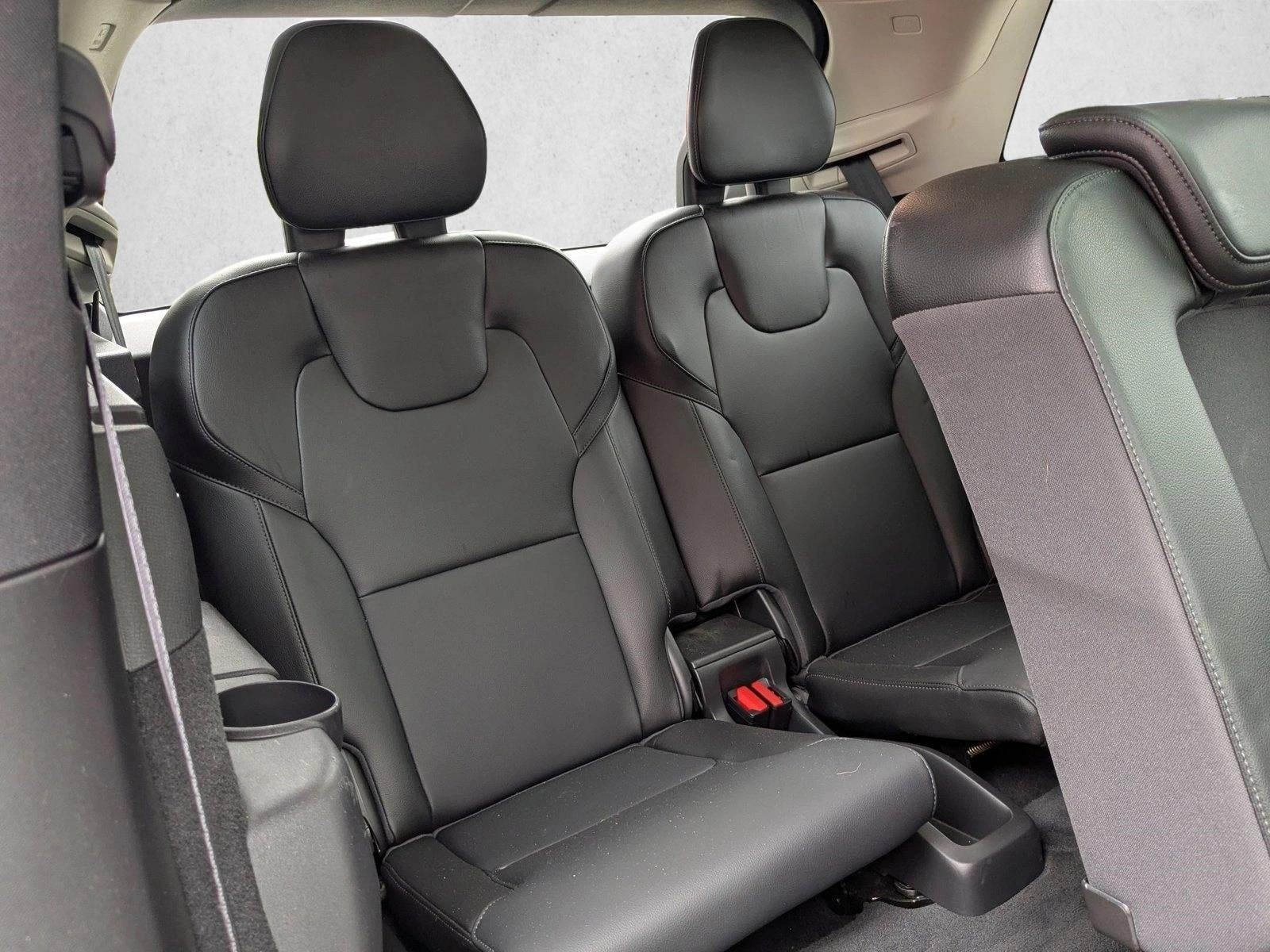 2020 Volvo XC90 T5 FWD Momentum 7 Passenger