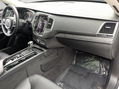 2020 Volvo XC90 T5 FWD Momentum 7 Passenger