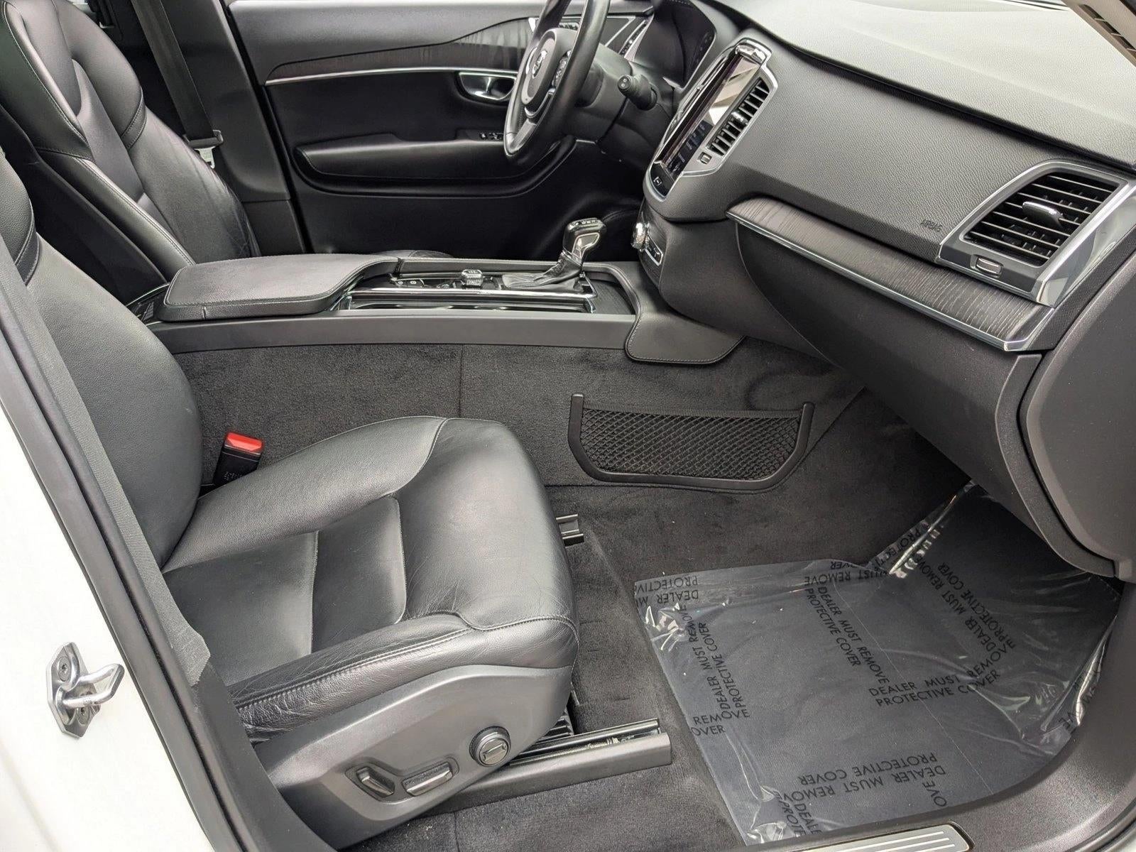 2020 Volvo XC90 T5 FWD Momentum 7 Passenger