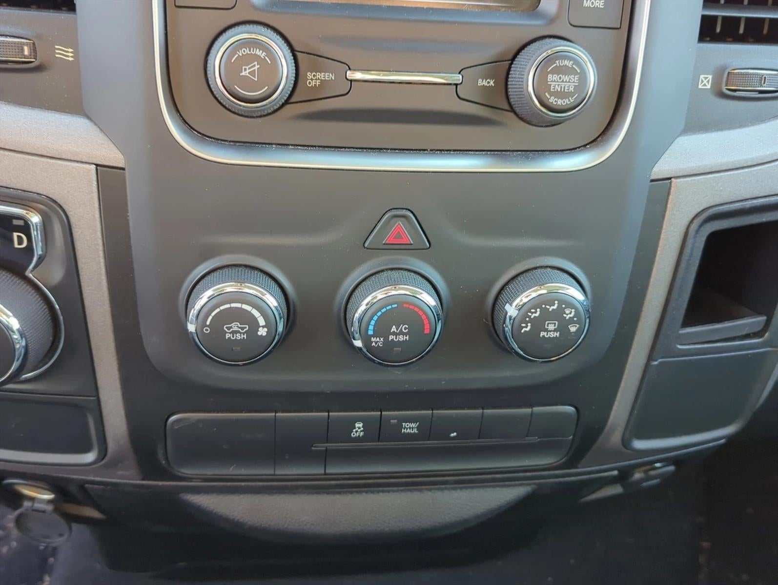 2019 RAM 1500 Classic Express 4x2 Quad Cab 6'4" Box