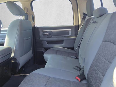 2015 RAM 1500 2WD Crew Cab 5.7 Ft Box Big Horn