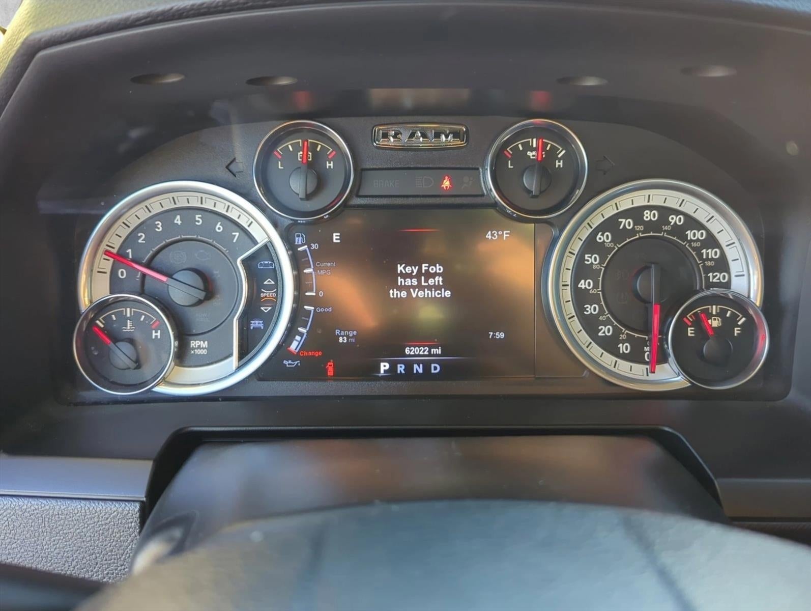 2017 RAM 1500 Night 4x4 Crew Cab 5'7" Box