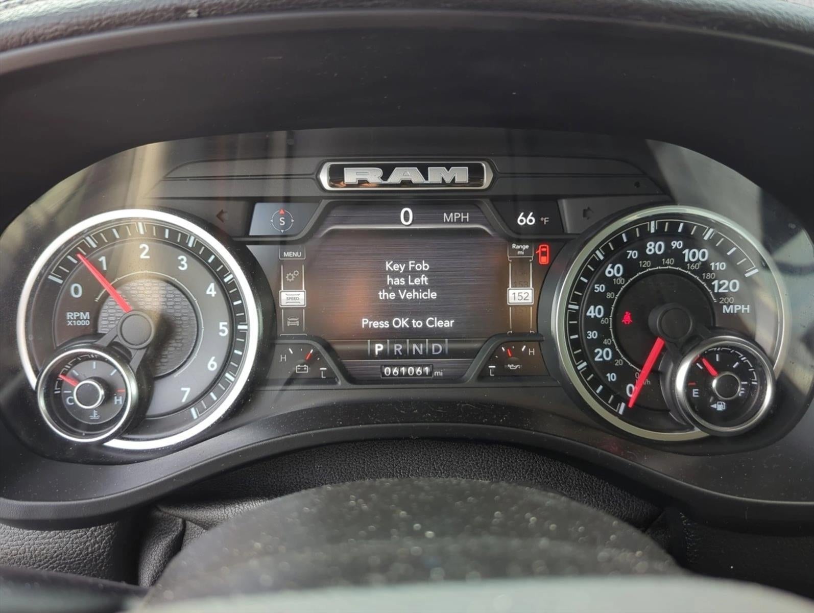 2022 RAM 1500 Laramie 4x4 Crew Cab 5'7" Box