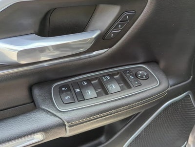 2022 RAM 1500 Laramie 4x4 Crew Cab 5'7" Box