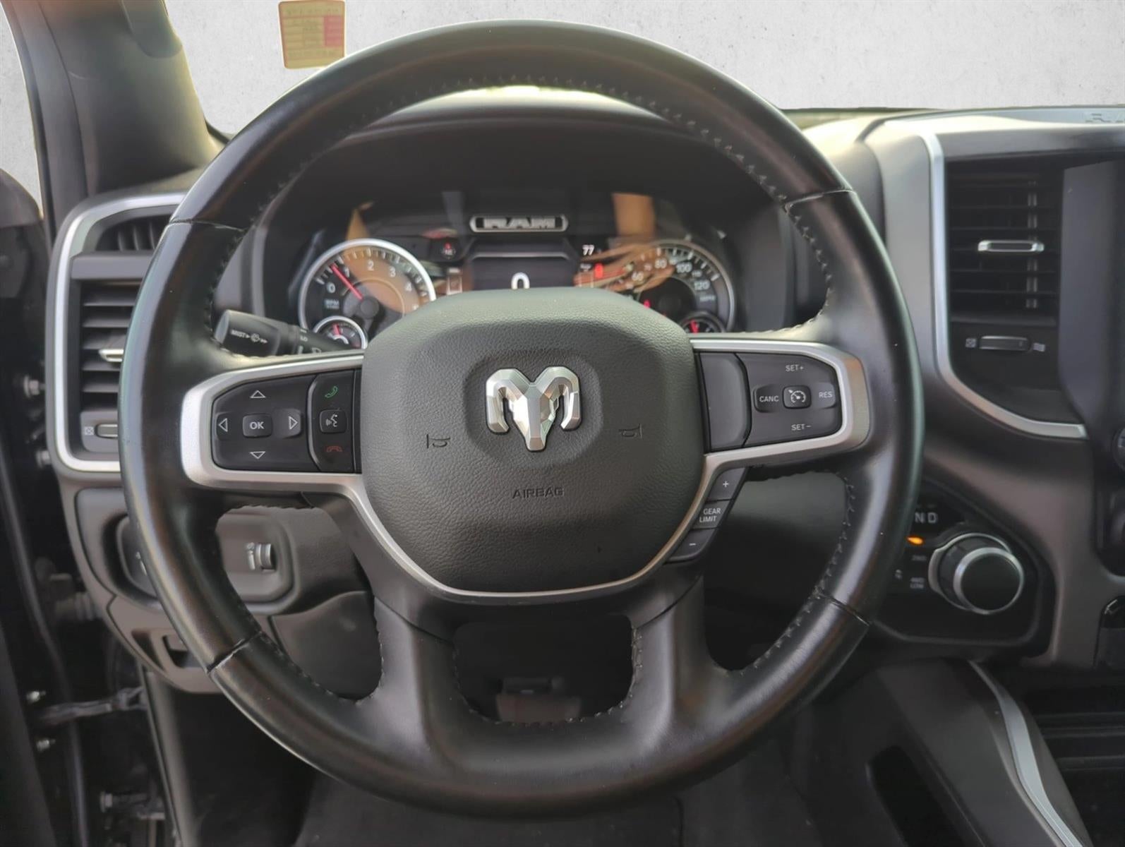 2022 RAM 1500 Big Horn 4x4 Crew Cab 6'4" Box