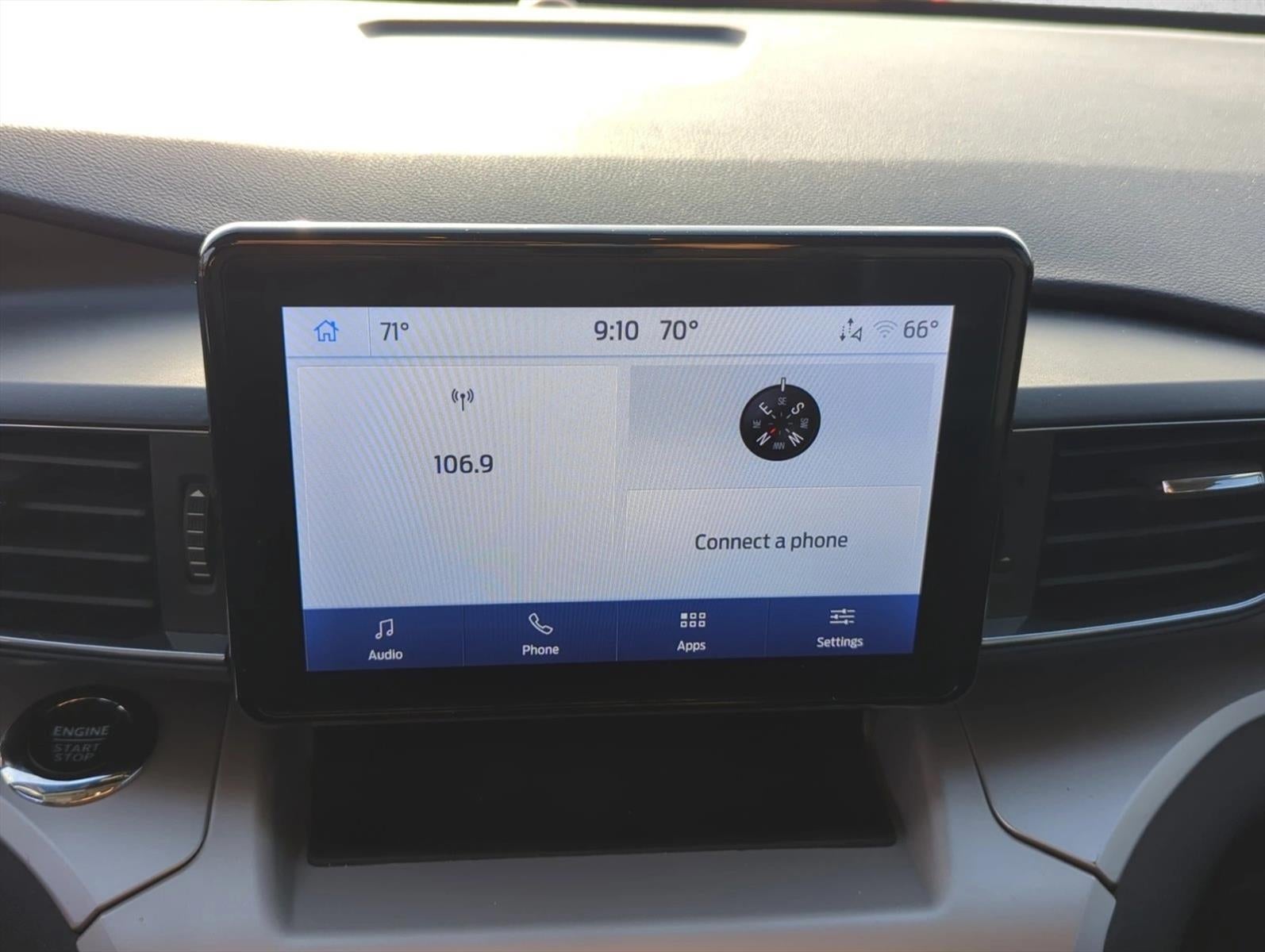 2023 Ford Explorer XLT RWD