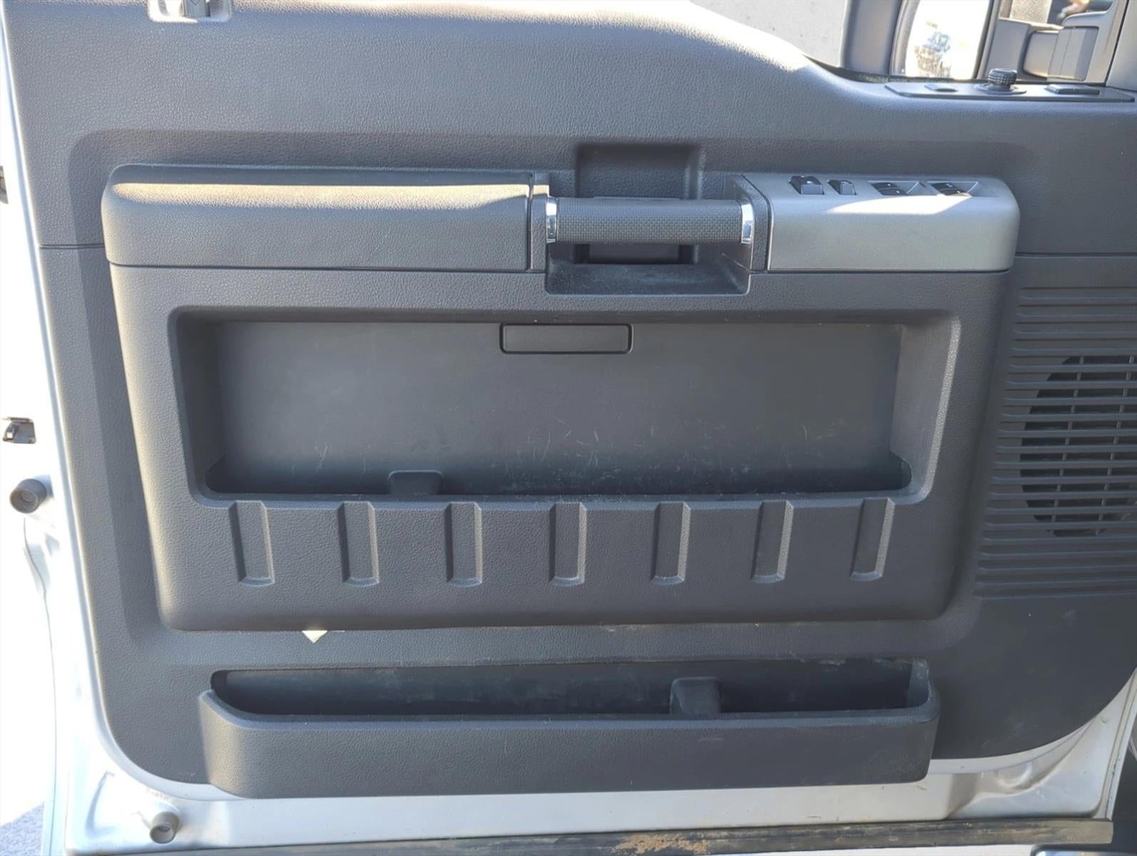 2012 Ford Super Duty F-250 SRW 4WD Crew Cab 6-3/4 Ft Box Lariat