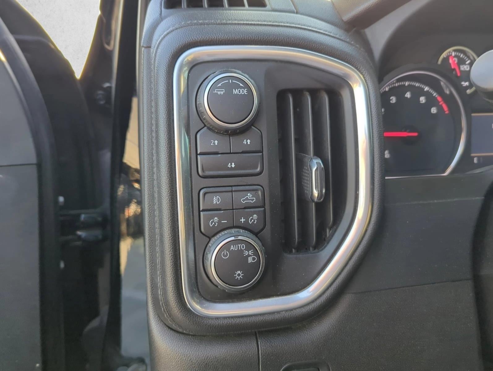 2022 Chevrolet Silverado 2500 HD Double Cab Long Box 4-Wheel Drive LT