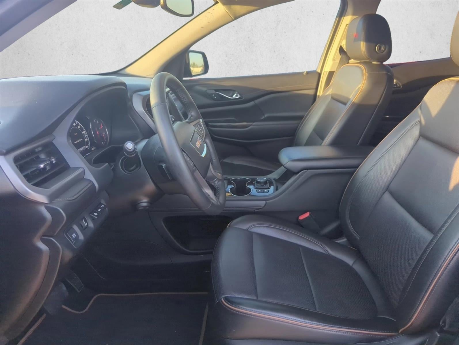 2023 GMC Acadia AWD AT4