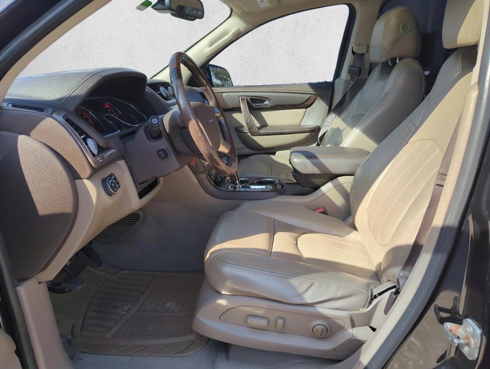 2016 GMC Acadia FWD Denali