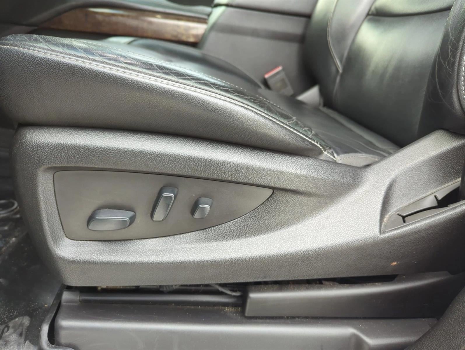 2019 Chevrolet Suburban 2WD 1500 LT