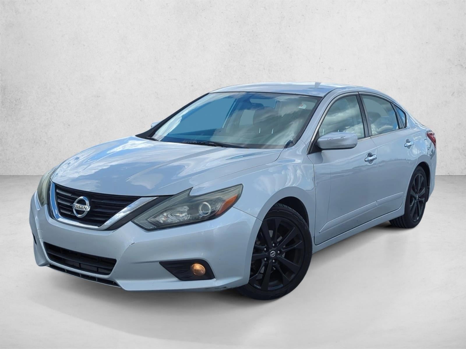 2017 Nissan Altima 2.5 SR Sedan