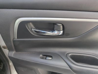 2017 Nissan Altima 2.5 SR Sedan