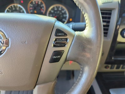 2014 Nissan Titan 4WD Crew Cab Short Bed SL
