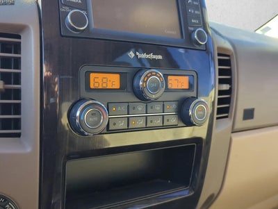 2014 Nissan Titan 4WD Crew Cab Short Bed SL