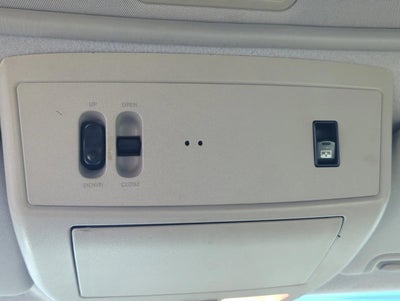 2014 Nissan Titan 4WD Crew Cab Short Bed SL