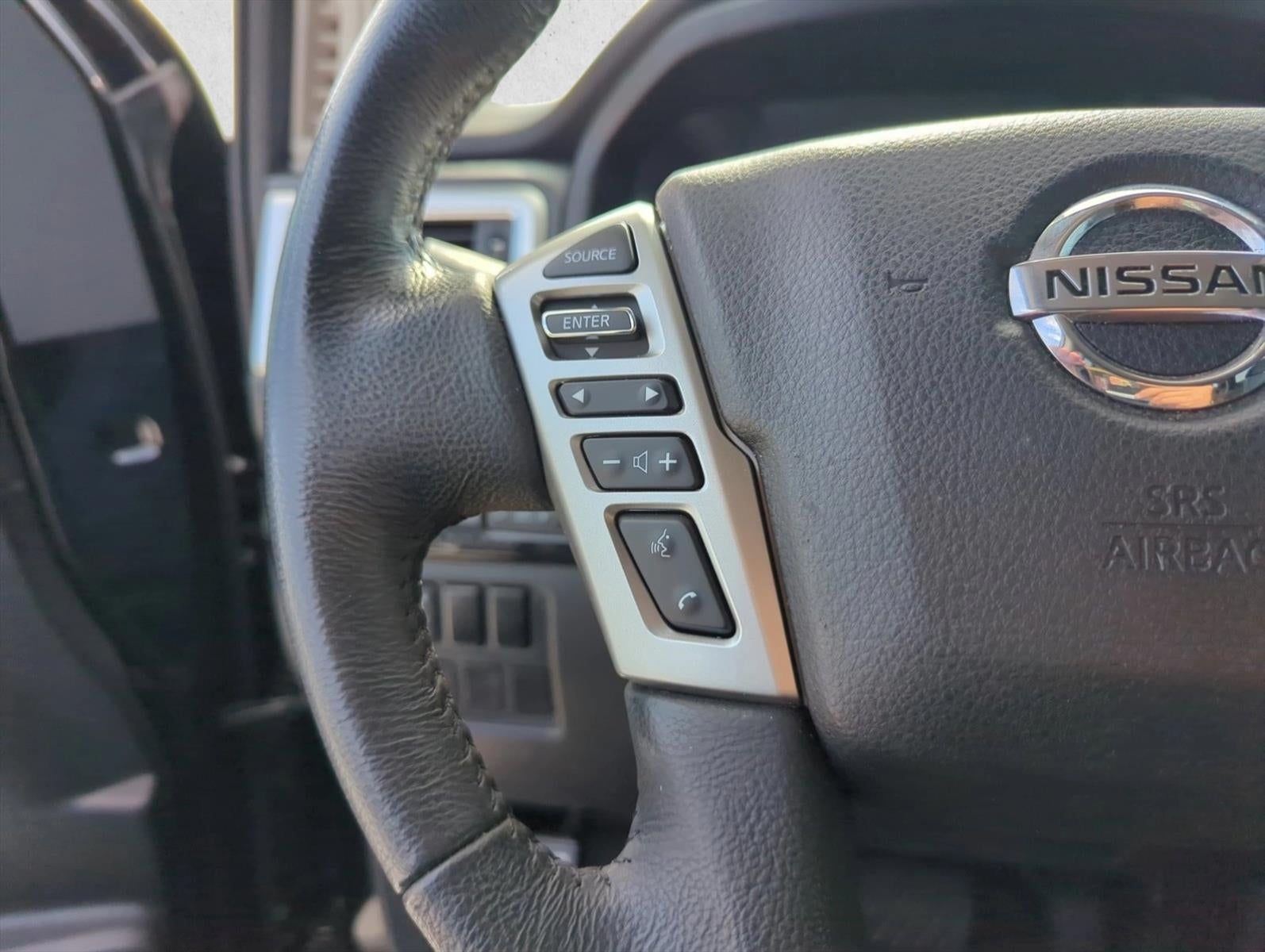 2021 Nissan Titan 4x2 Crew Cab SV