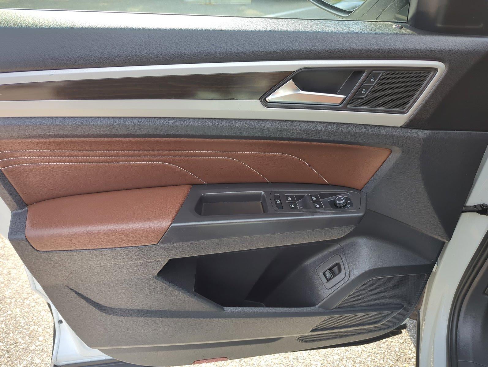 2023 Volkswagen Atlas 3.6L V6 SE w/Technology FWD