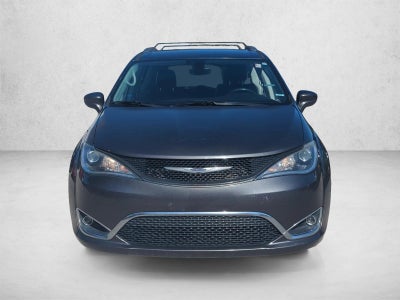 2019 Chrysler Pacifica Touring L FWD