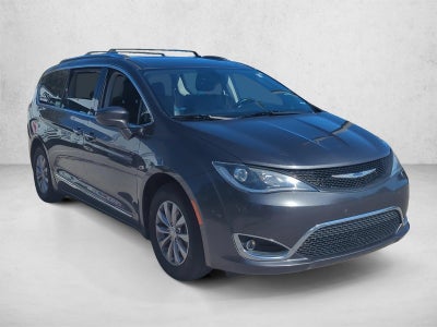 2019 Chrysler Pacifica Touring L FWD