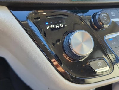 2021 Chrysler Voyager LXI FWD