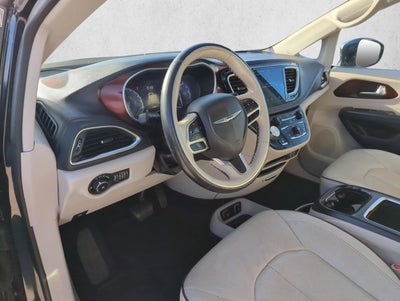 2020 Chrysler Pacifica Limited FWD