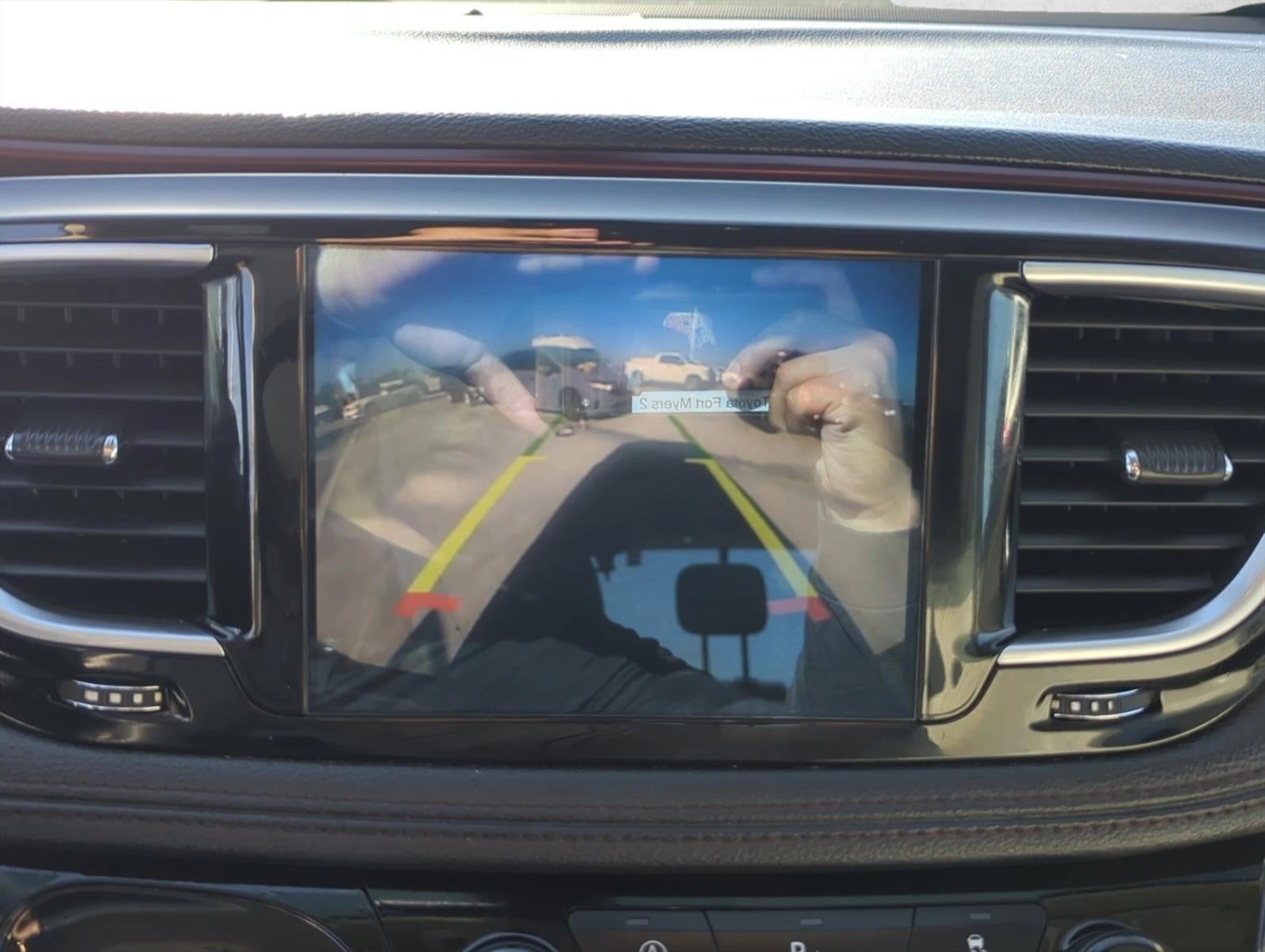 2020 Chrysler Pacifica Limited FWD