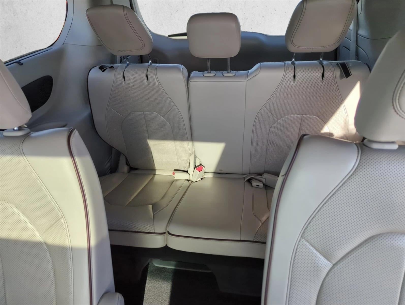 2020 Chrysler Pacifica Limited FWD