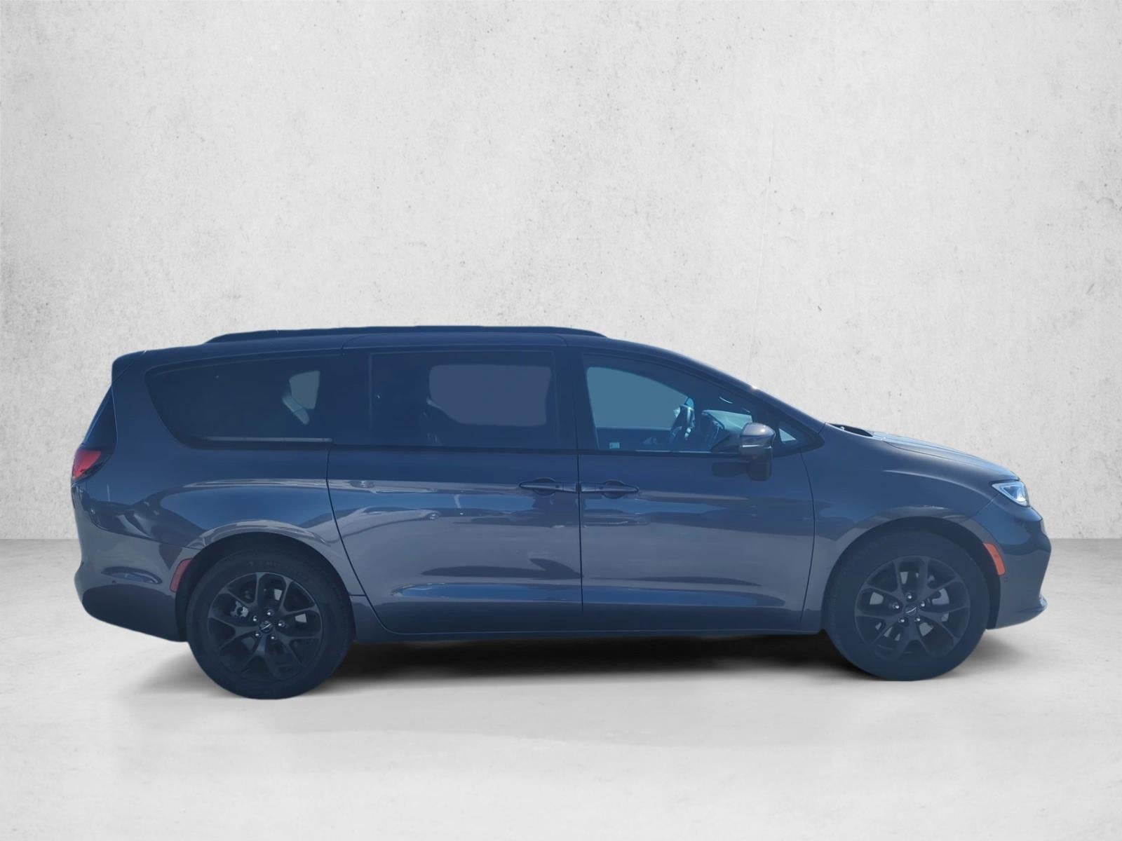 2023 Chrysler Pacifica Touring L AWD