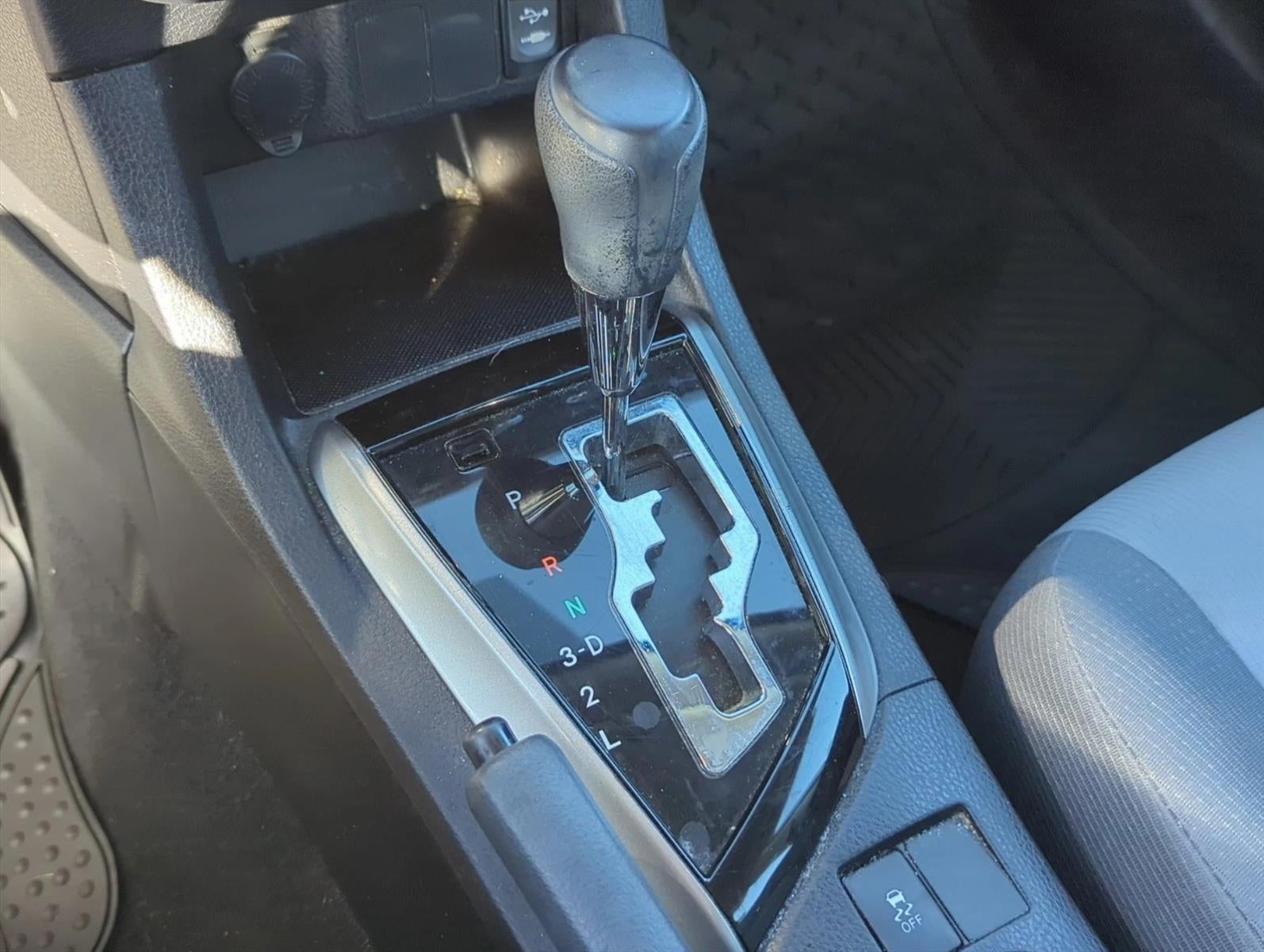 2014 Toyota Corolla 4dr Sdn Auto L (Natl)