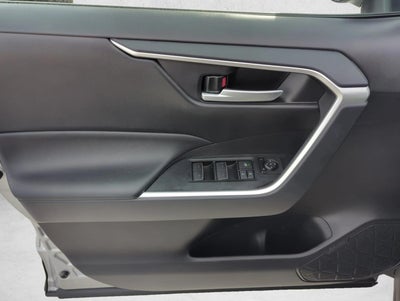 2025 Toyota RAV4 XLE Premium AWD (Natl)